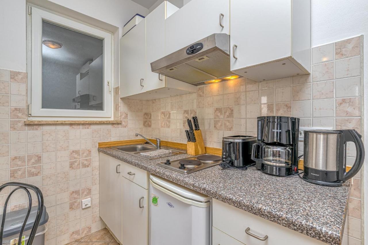 Sunrise Apartments Ρόβινι Εξωτερικό φωτογραφία