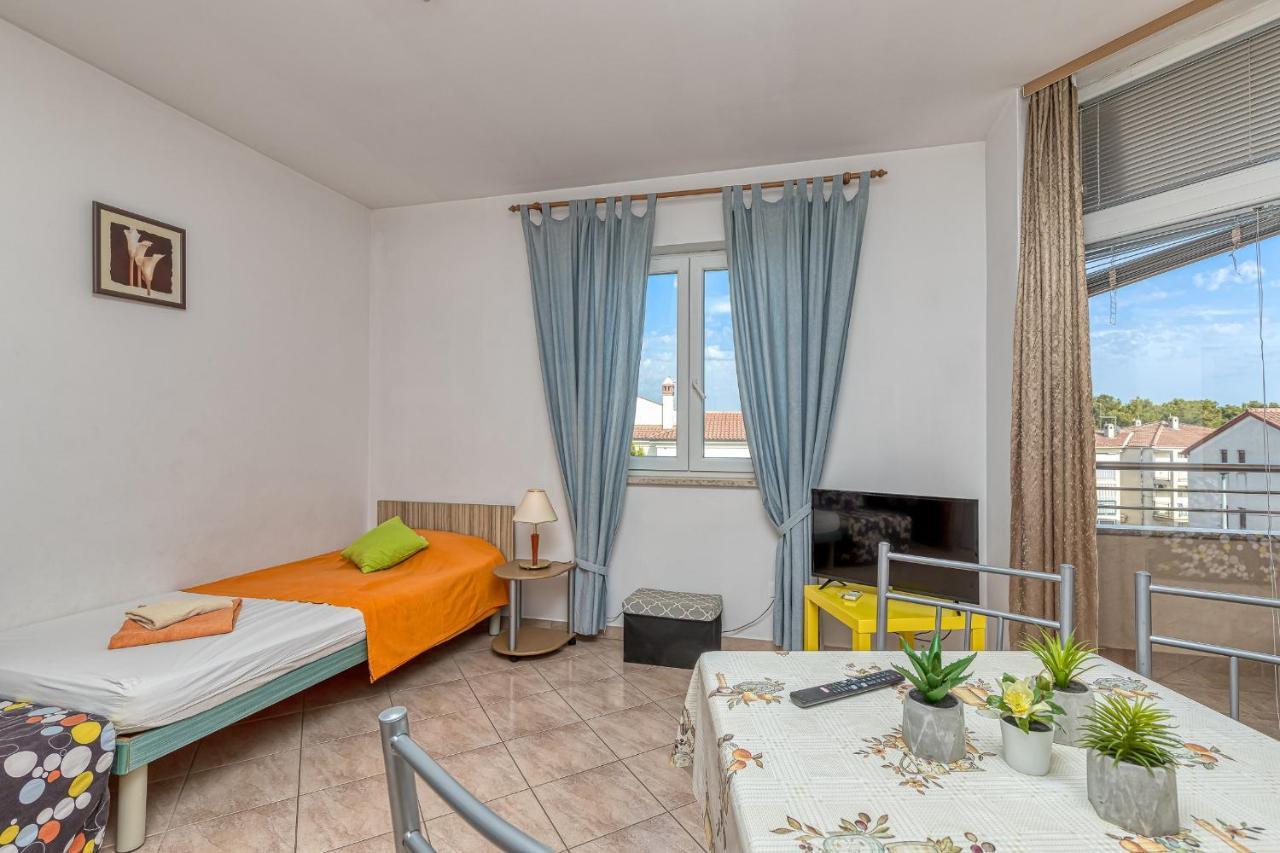 Sunrise Apartments Ρόβινι Εξωτερικό φωτογραφία