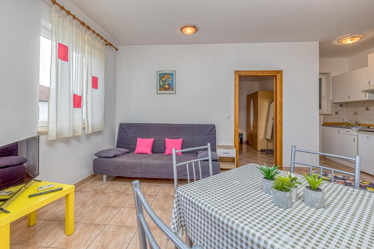 Sunrise Apartments Ρόβινι Εξωτερικό φωτογραφία